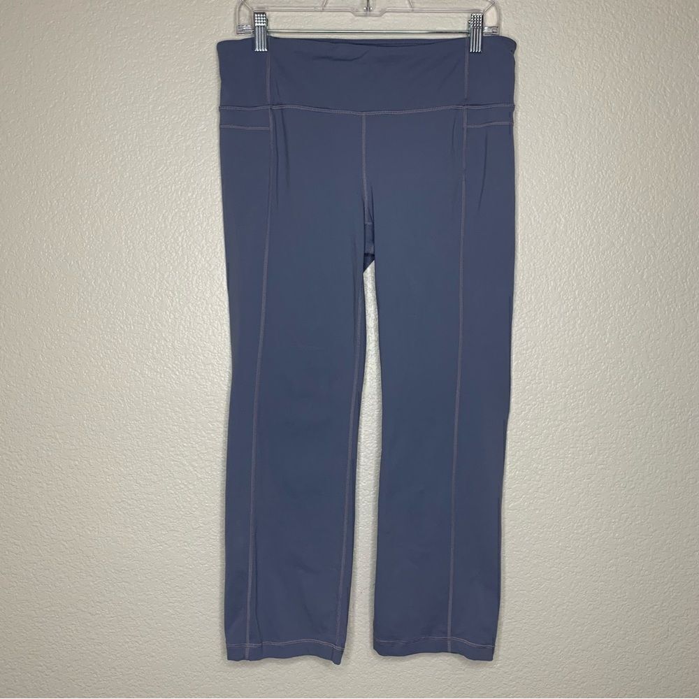 Athleta Women’s Athletic Blue Capri Leggings